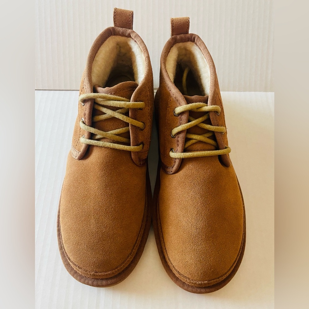 UGG Neumel Boot - Chestnut  - Women’s Size 8 - NWOB